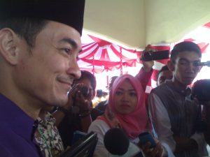 ZUMI ZOLA MEMINTA PADA PEMERINTAH PUSAT MOHON JANGAN ADA DEVISIT, TERKAIT NASIB GURU HONOR SMK/SMA DI ALIHKAN KE PROPINSI