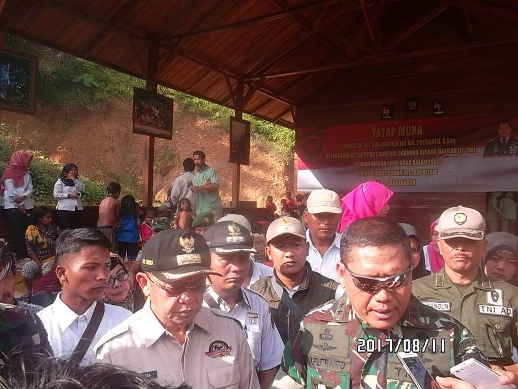 SAD Titip Pesan untuk Presiden Jokowi, Melalui Pangdam Sriwijaya II