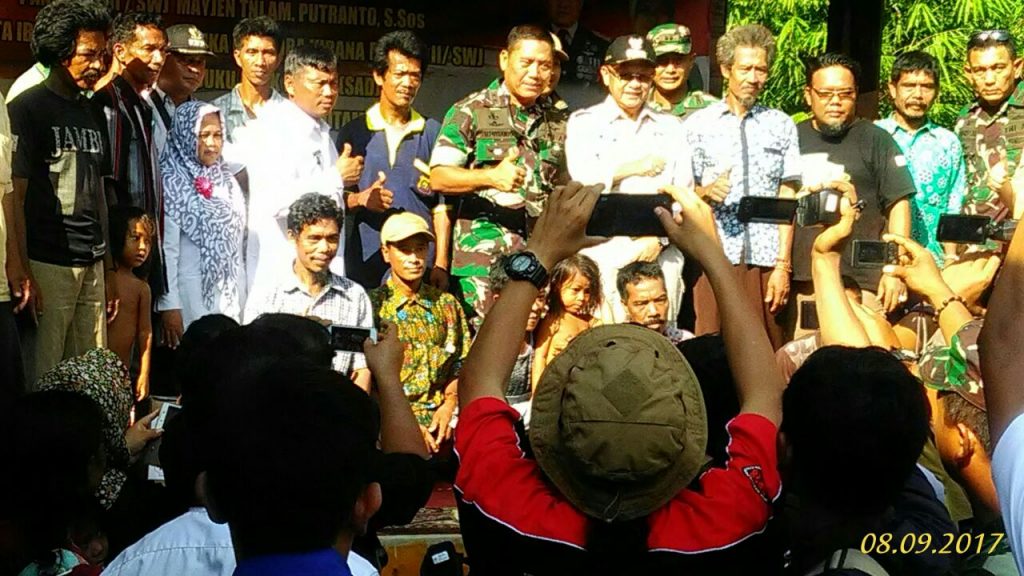 Cek Endra Sambut Pangdam II/ SWJ di Bukit 12 