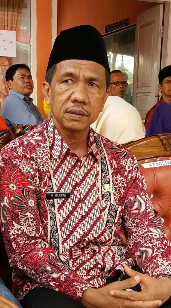 Masyarakat Keluhkan Cara Potong Ayam yang dilakukan Pedagang di Pasar