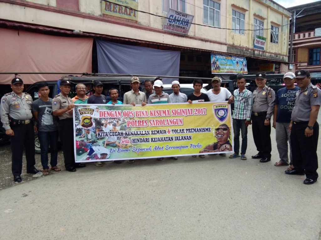 Sat Binmas Sambangi Sopir Angdes dan Warga Masyarakat Singkut