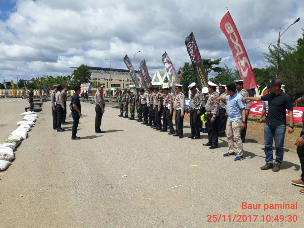 Polres Bersama TNI Kompak Amankan Road Race di Koni Sarolangun