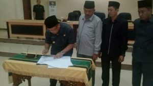 Disahkan APBD Sarolangun 2018 Sebesar Rp.1,24 Triliun