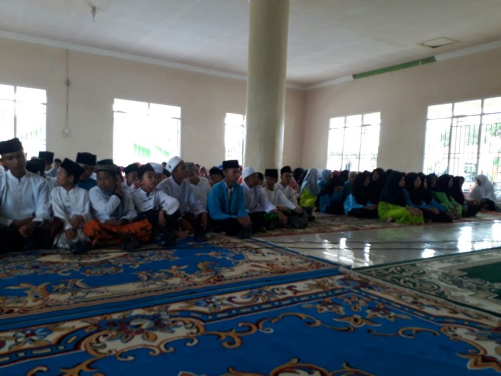 Ponpes Nurul Huda Adakan Acara Maulid Nabi dan Pelepasan Santri Smester Ganjil