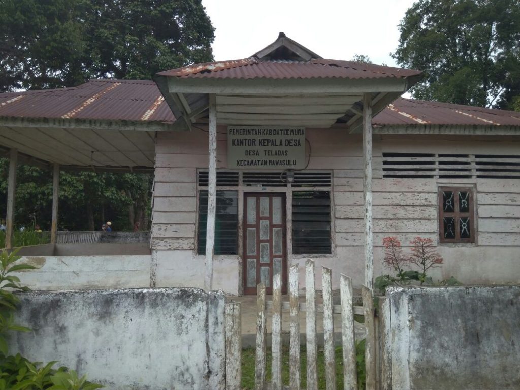 Penggunaan Dana Desa Diduga Tidak Transparan, Masyarakat Desa Teladas Meradang 