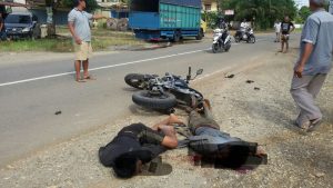 Laka Lantas Truck Vs Yamaha Vixion di Km 30 Simpang Tapioka Pamenang