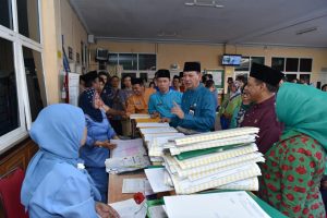 Sekda Sidak Kehadiran Pegawai Pasca Libur Idul Fitri