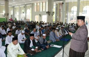 Plh Bupati Ajak ASN dan Umat Muslim Makmurkan Masjid
