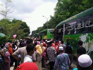 Kepulangan Jamaah Haji Merangin Disambut Isak Tangis Keluarga