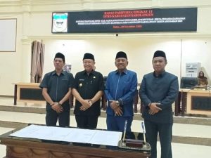 Ranperda APBD Sarolangun 2019 Disetujii Tengah Malam