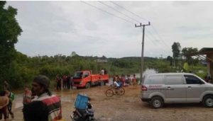 Mobil Dinas Pemkab Merangin Terjebur Ke Sungai, Tiga Penumpang Tewas