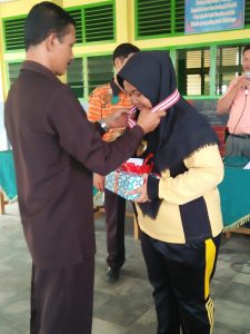 SMAN 3 Batang Hari, Beri Hadiah Bagi Juara Kelas