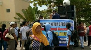 Kantor Bupati Sarolangun Kembali di Demo