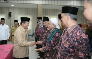 Al Haris Lantik Pengurus Dewan Pendidikan Merangin Periode 2019-2021