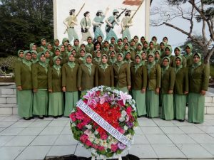 Persit Kartika Chandra Kirana Cab XXVII Dim Sarko Ziarah di TMP Patriot Bhakti Bangko
