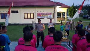 Kapolsek Tutup Turnamen Sepak Takraw Kapolsek Air Hitam Cup