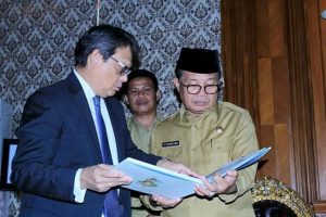 Berbincang Dengan Konjen Singapura, Fachrori Beberkan Potensi Yang Dimiliki Provinsi Jambi