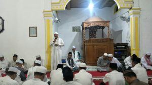 Wabup Sarolangun Subling di Mesjid Al Falah Pematang Kolim