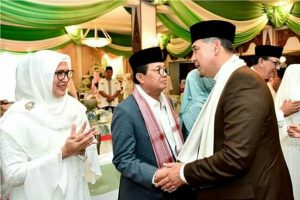 Open House Idul Fitri, Masyarakat Antusias Bersilaturahmi Dengan Gubernur