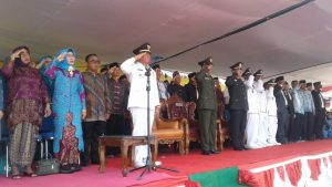 Upacara Pengibaran Bendera Berjalan Hikmat