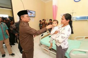 Tak Hanya Jenguk Pasien Ispa, Ke Tanjabbar Fachrori Juga Cek Pengerjaan Proyek Puluhan Milyar