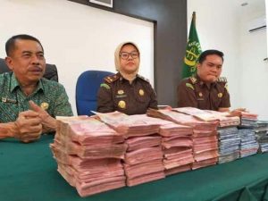 Kejari Batanghari Berhasil Sita Uang Rp 324,6 Juta Dari Mantan Kades Mato Gual