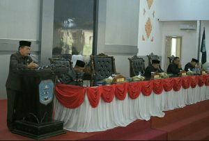 Bupati Al Haris Pimpin Doa, Seusai Rapat Paripurna DPRD Merangin
