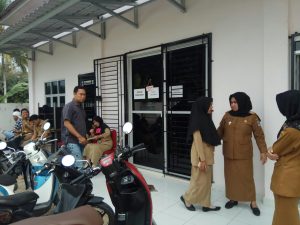 Diduga Ajudan Bupati Muratara Intervensi Pokja, Kontraktor Segel Kantor ULP