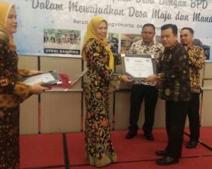 Al Haris : Untuk Menuju Desa Mandiri Butuh Inovasi dan Kreativitas Perangkat Desa