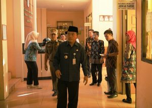 Hari Pertama Masuk Kerja Tahun 2020, Bupati Sidak Ke Sejumlah Instansi Pemerintah