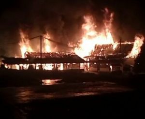 Mess dan Kantor Perusahaan Triplek di Desa Rejosari Ludes Terbakar