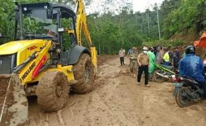 Banjir Bandang dan Longsor Di Merangin, Suami Istri Terbawa Arus Sungai Tembesi
