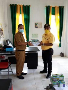 Tim Medis Puskesmas Singkut Dapat Bantuan APD