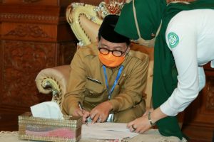 Pertemuan Gubernur Jambi Bersama BPJS Terkait Penanganan Covid-19