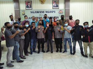 Bertajuk “Ngawani Ngopi” Kapolres Merangin Terima Masukan Dari  Wartawan.