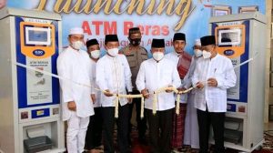 Wawako Resmikan ATM Beras Bagi Warga Yang Tak Mampu