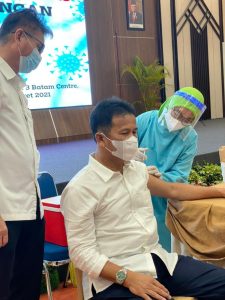 Usai Divaksin Covid-19, Rudi : Semoga Ekonomi Batam Pulih