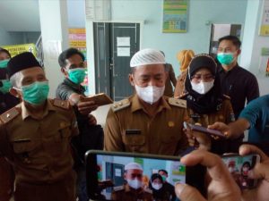 Wabup Tinjau Pelaksanaan Vaksinasi Covid 19 di Puskesmas Muara Rupit