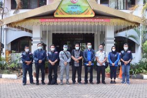 Deteksi Dugaan Pencemaran Tumpahan Minyak di Perairan Babin, DLH Batam Rapat dengan Tim Interpol Indonesia