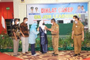 Bekali Calon Kepsek, Jefridin Tekankan Pemahaman Tupoksi