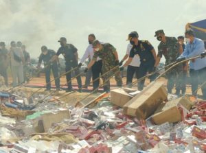 Bea Cukai Batam Musnahkan 66,78 Juta Batang Rokok Ilegal