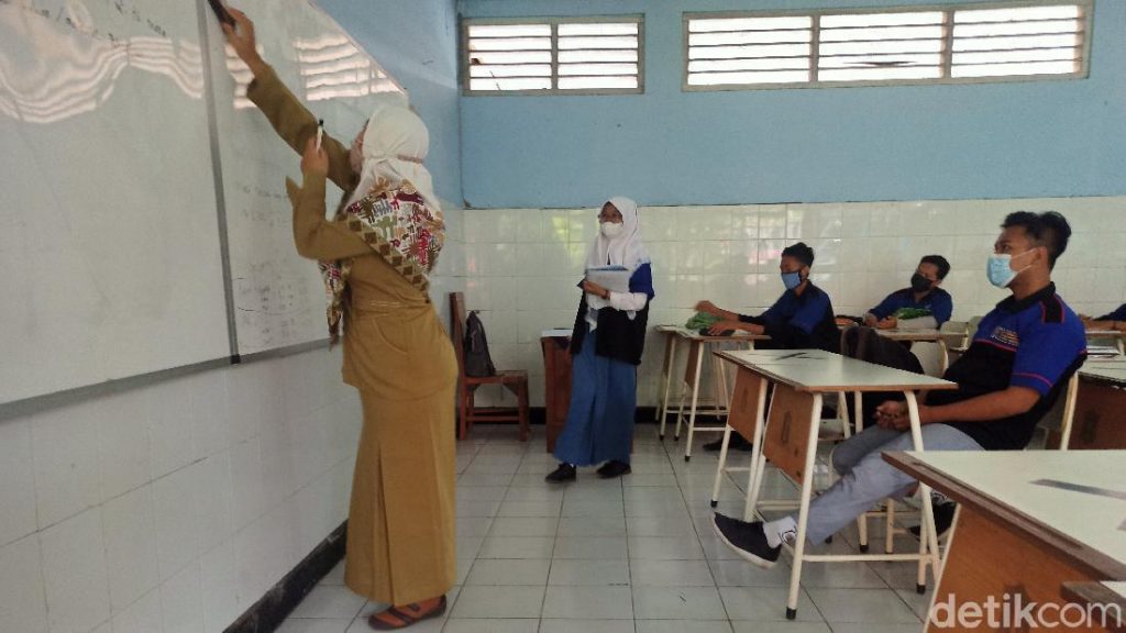 3 Beasiswa S1 – S3 Guru, Tendik, Dan Calon Guru Kemendikbud, Cek Syaratnya