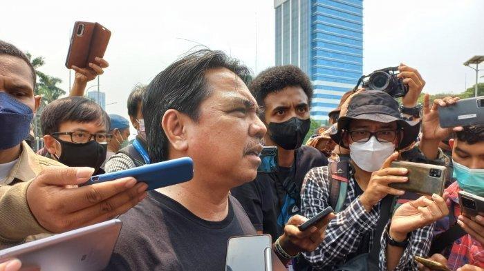 Siapa Ade Armando Yang Babak Belur Di Tengah Demo 11 April 2022? Berikut Profilnya