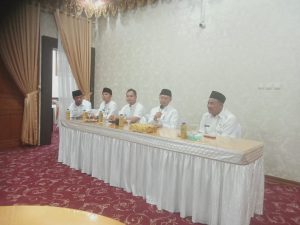 Bupati-Wakil Bupati Coffe Morning Bersama Insan Pers-LSM
