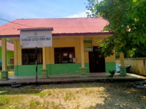 Kurang Ruang Kelas, Siswa Belajar Berhimpitan