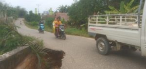 Jalan Perhubungan di Desa Bukit Talang Mas Terancam Putus
