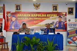 Kunjungi Mako Ditpolairud,Kapolda Kepri Beri Arahan