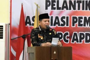 Pj Bupati Sarolangun Hadiri Pelantikan DPC APDESI Sarolangun