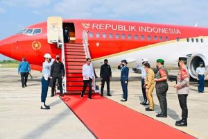 Kapolda Jambi Sambut Kedatangan Presiden Jokowi