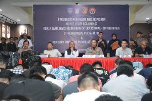 Polda Kepri Amankan 88 Tersangka WNA Tiongkok.